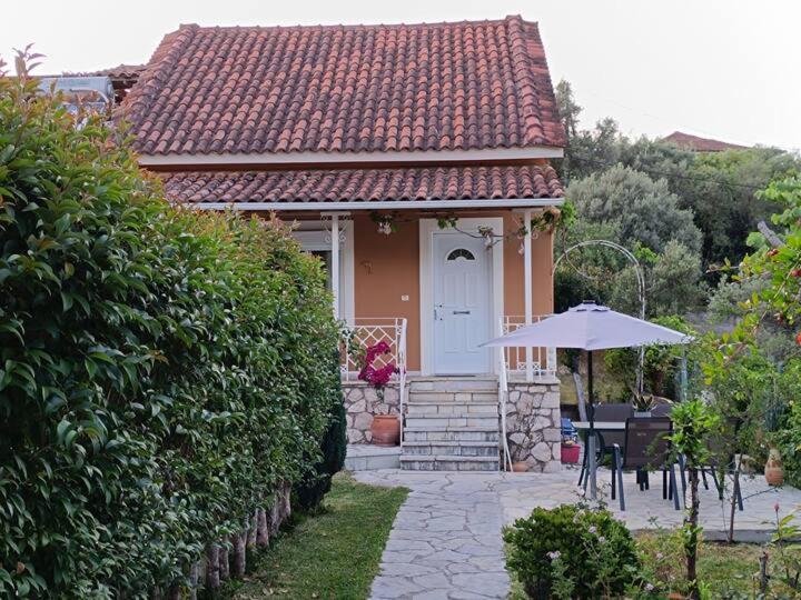 Villa Loula ลิเกีย ภายนอก รูปภาพ